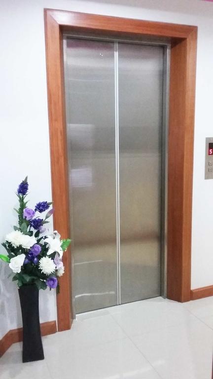 Angelina Guesthouse Patong Номер фото