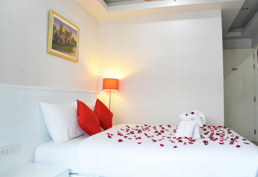 Angelina Guesthouse Patong Номер фото